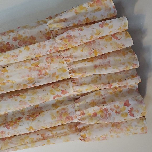 Birdy Grey Michelle Dress Size Sm Chiffon Pressed Floral Ruffle Sleeve Side Slit - Picture 6 of 16